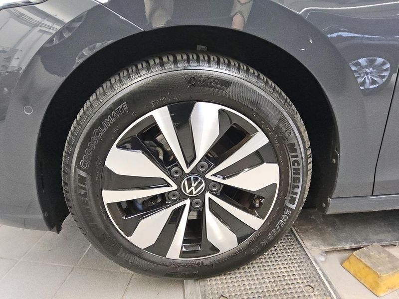 Volkswagen Golf VIII 1.0 TSI Move — zdjęcie 24