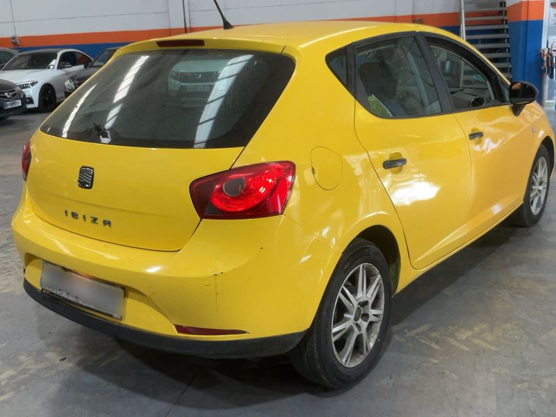 Seat Ibiza 1.2 Reference 2010 – снимка 8