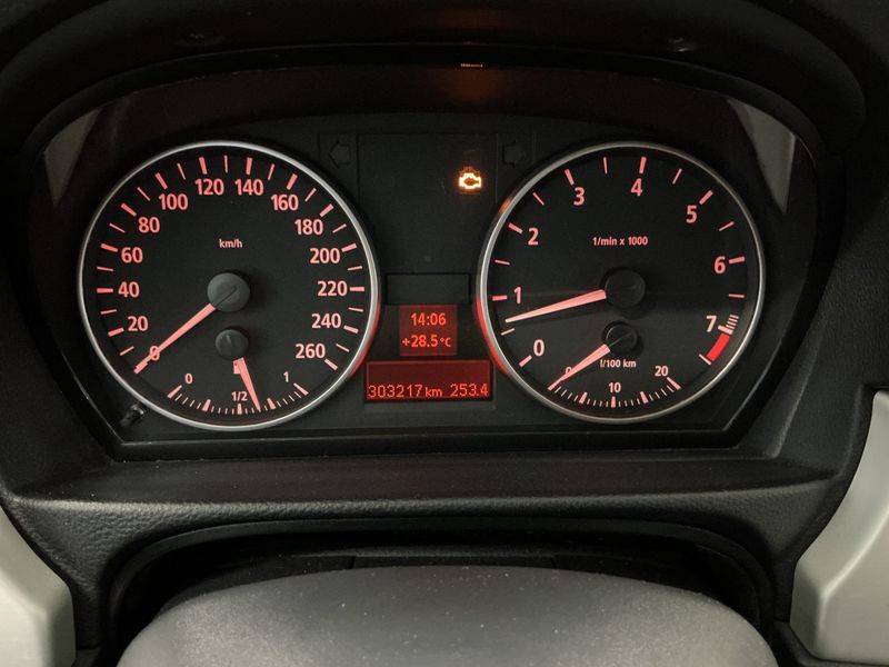 BMW 3er 325i — zdjęcie 4