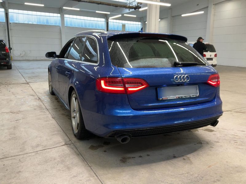 Audi A4 3.0 V6 TDI quattro S line Sportpaket plus — zdjęcie 3