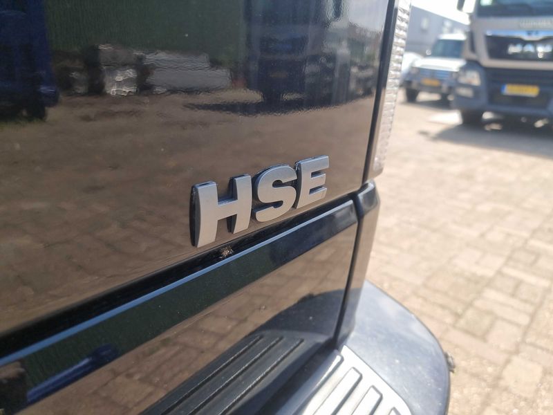Land Rover Discovery 4 5.0 V8 HSE Luxury Edition — zdjęcie 19