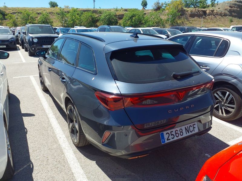 Cupra Leon 1.5 e-HYBRID — zdjęcie 4