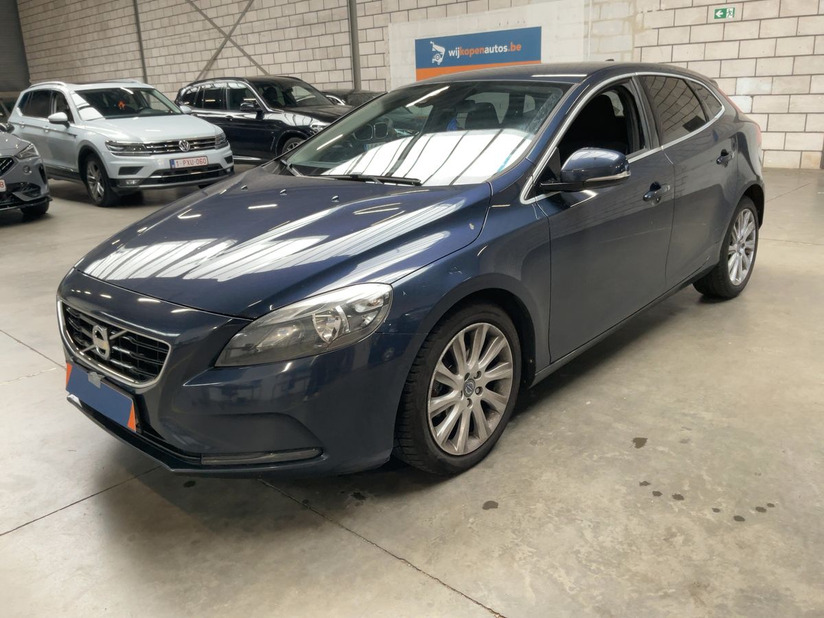 Volvo V40 1.6 D2 Momentum
