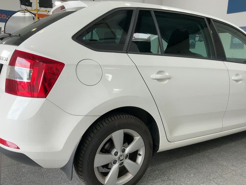 Skoda Rapid Spaceback 1.2 TSI Elegance — zdjęcie 6