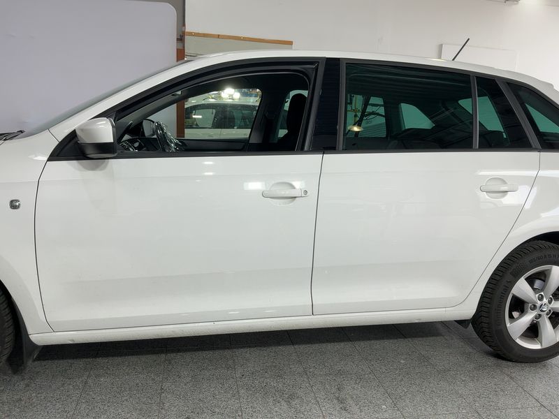 Skoda Rapid Spaceback 1.2 TSI Elegance — zdjęcie 4