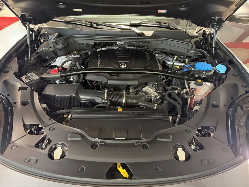Maserati Grecale 2.0 Turbo Mild-Hybrid GT AWD — zdjęcie 8