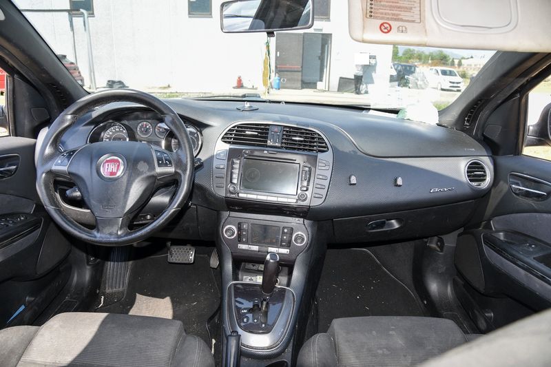 Fiat Bravo 1.6 JTDM Multijet Emotion — zdjęcie 11