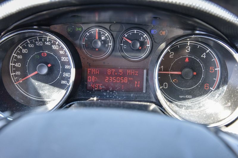 Fiat Bravo 1.6 JTDM Multijet Emotion — zdjęcie 12