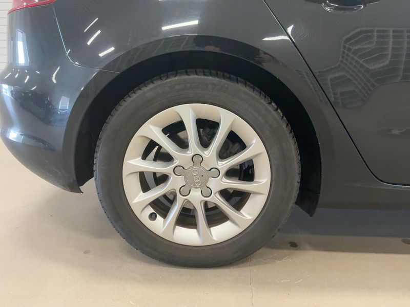 Audi A3 Sportback 1.2 TFSI Attraction 2014 – снимка 9