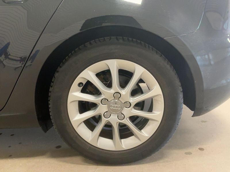 Audi A3 Sportback 1.2 TFSI Attraction 2014 – снимка 5