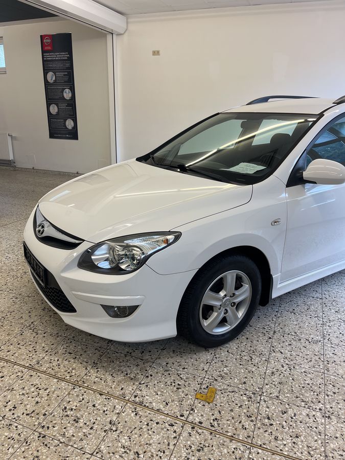 Hyundai i30 1.4 UEFA Euro 2012 Edition