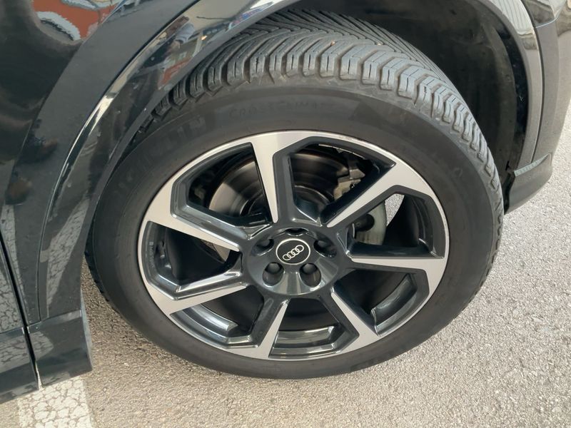Audi Q3 35 TDI S line 2022 – снимка 11