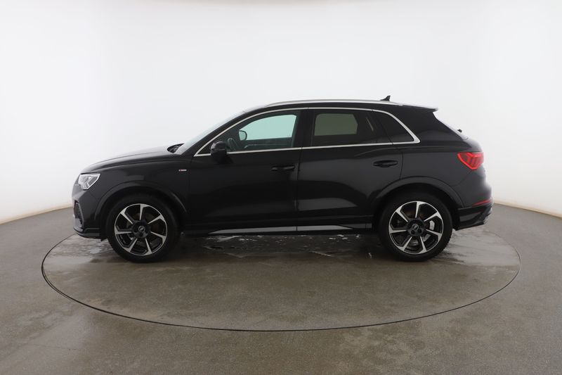 Audi Q3 35 TDI S line 2022 – снимка 4
