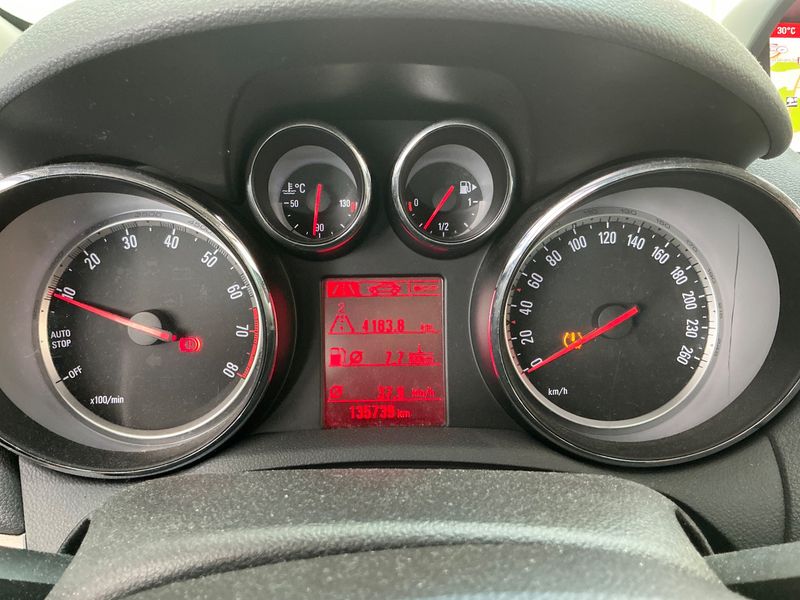 Opel Mokka 1.4 Turbo Cosmo ecoFlex — zdjęcie 13