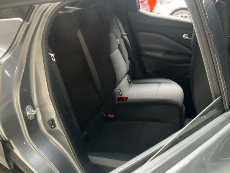 Nissan Juke 1.0 DIG-T N-Connecta — zdjęcie 14