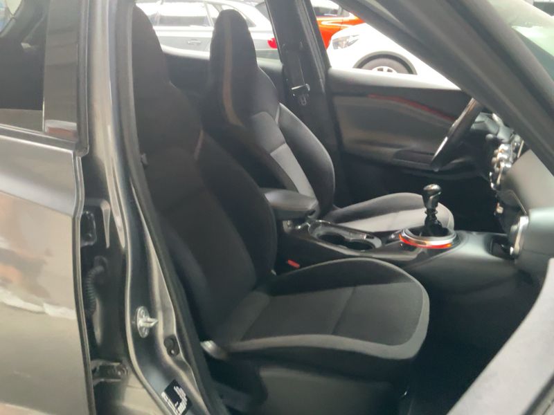 Nissan Juke 1.0 DIG-T N-Connecta — zdjęcie 11