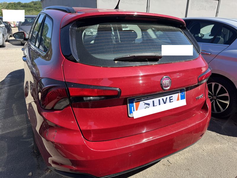 Fiat Tipo 1.6 JTDM Lounge — zdjęcie 3