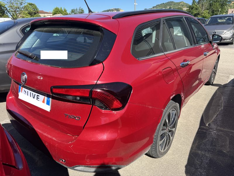 Fiat Tipo 1.6 JTDM Lounge — zdjęcie 5