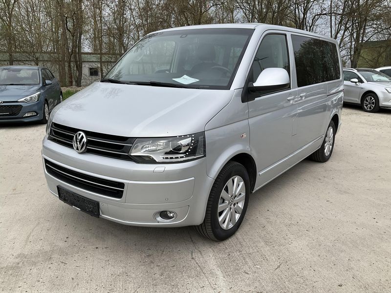 Volkswagen T5 Multivan 2.0 TDI Highline — zdjęcie 1
