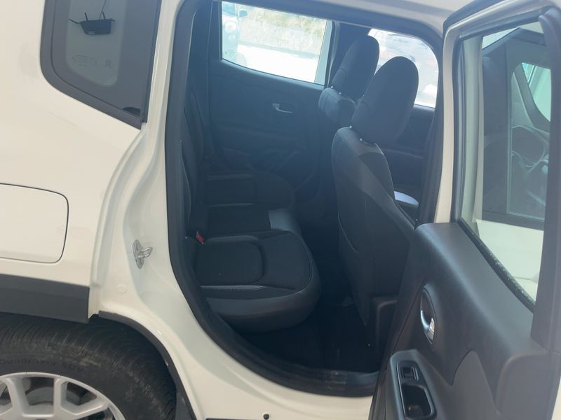 Jeep Renegade 1.3 T4 4xe Plug-in Hybrid 80th Anniversary — zdjęcie 14