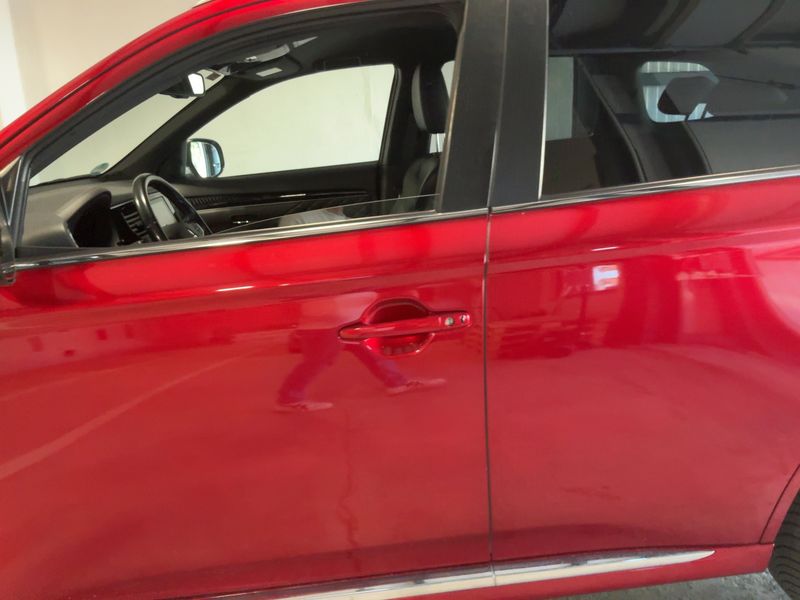 Mitsubishi Outlander 2.4 PHEV Plus Spirit 4WD — zdjęcie 4