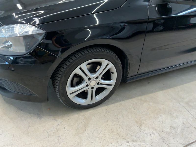 Mercedes-Benz A-Klasse A 180 BlueEfficiency Urban 2013 – снимка 3