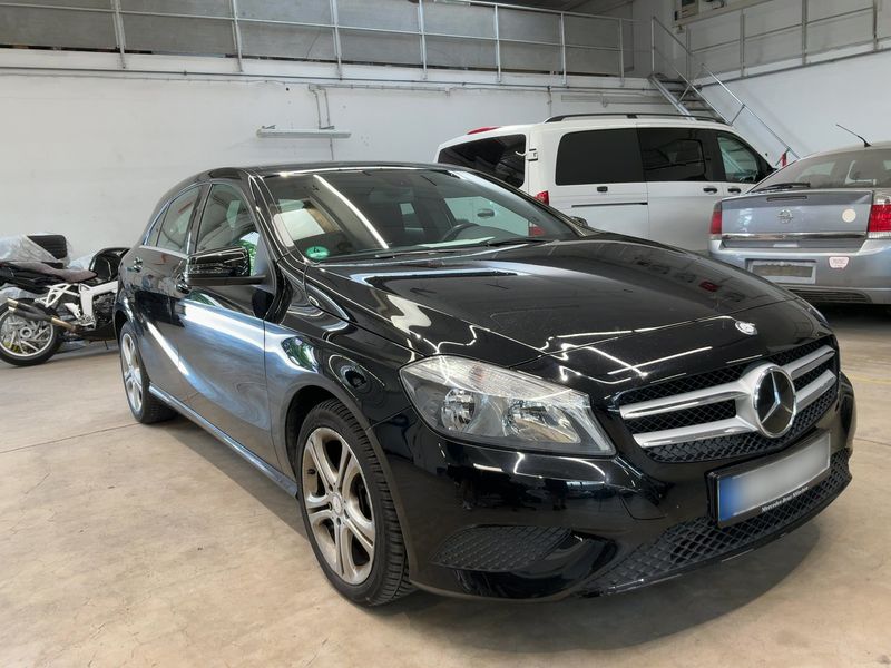 Mercedes-Benz A-Klasse A 180 BlueEfficiency Urban 2013 – снимка 12