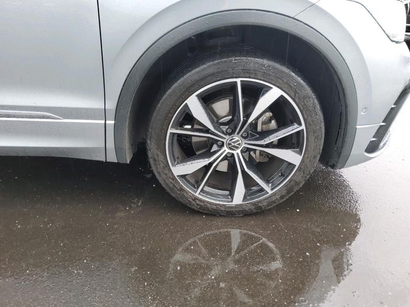 Volkswagen Tiguan Allspace 2.0 TDI R-Line 4Motion — zdjęcie 24
