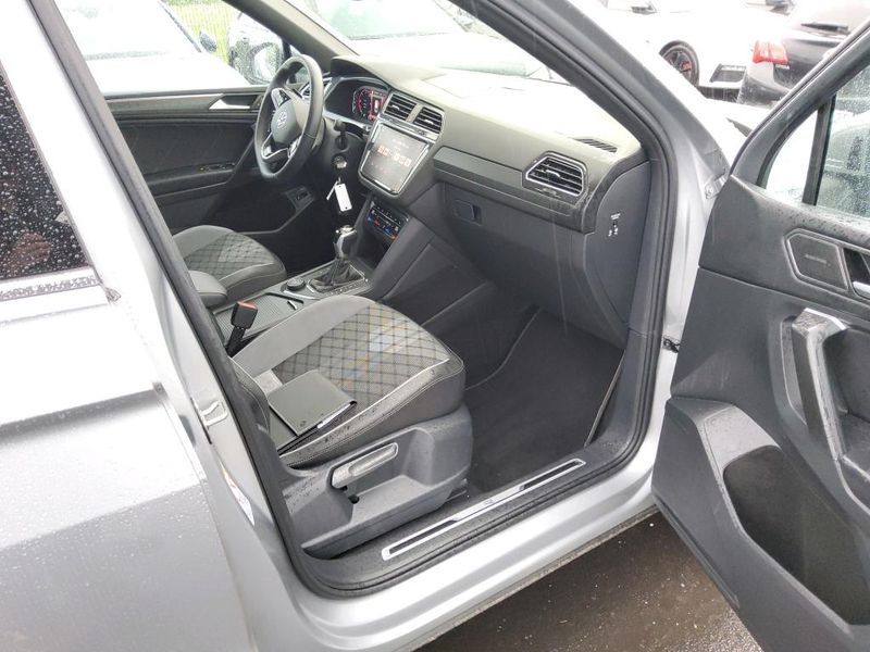 Volkswagen Tiguan Allspace 2.0 TDI R-Line 4Motion — zdjęcie 9