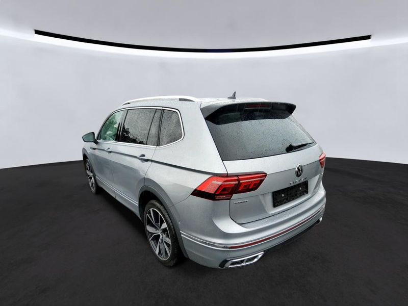 Volkswagen Tiguan Allspace 2.0 TDI R-Line 4Motion — zdjęcie 14