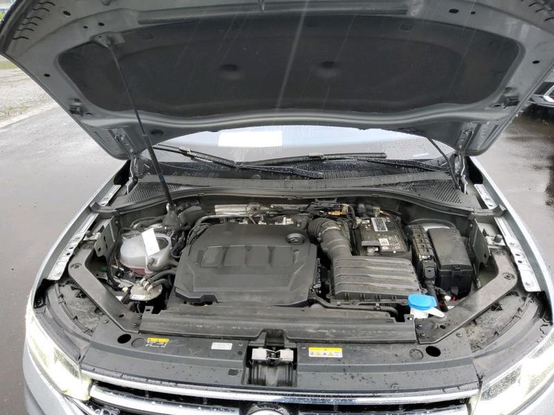 Volkswagen Tiguan Allspace 2.0 TDI R-Line 4Motion — zdjęcie 8