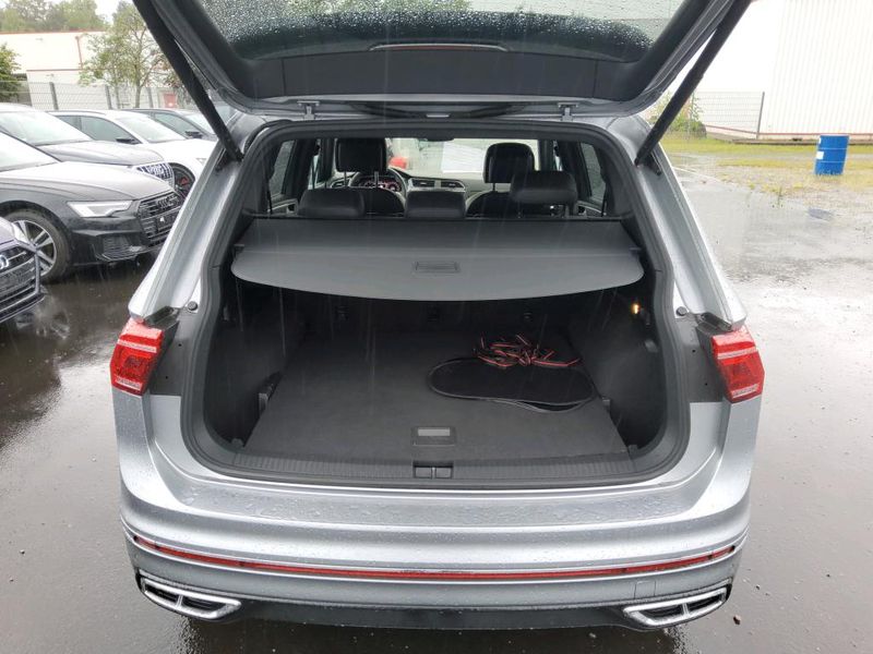 Volkswagen Tiguan Allspace 2.0 TDI R-Line 4Motion — zdjęcie 18
