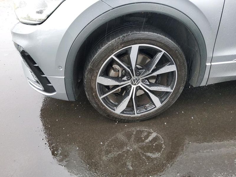 Volkswagen Tiguan Allspace 2.0 TDI R-Line 4Motion — zdjęcie 23