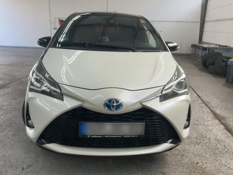 Toyota Yaris 1.5 Hybrid Style Selection — zdjęcie 9