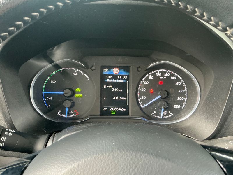 Toyota Yaris 1.5 Hybrid Style Selection — zdjęcie 13