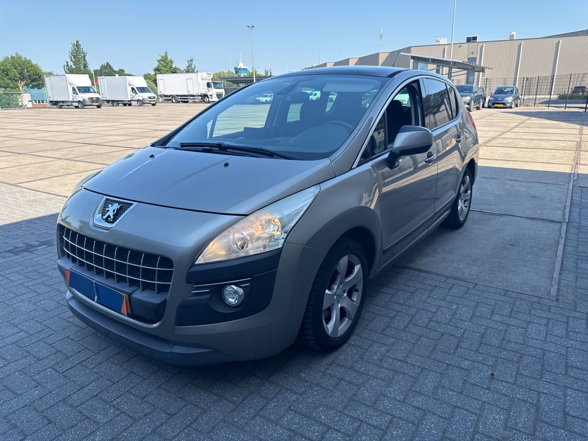 Peugeot 3008 2012