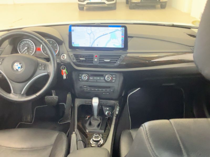 BMW X1 xDrive 20d Luxe — zdjęcie 12