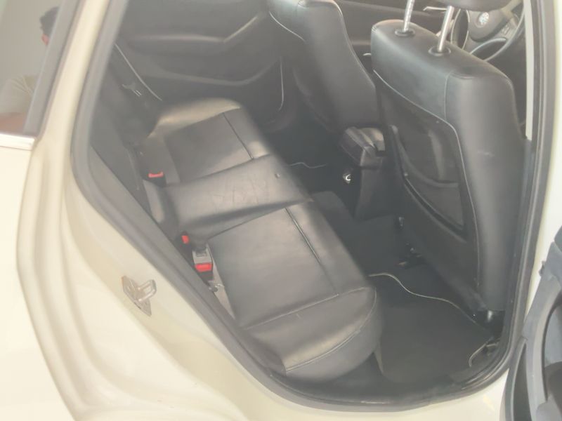 BMW X1 xDrive 20d Luxe — zdjęcie 14