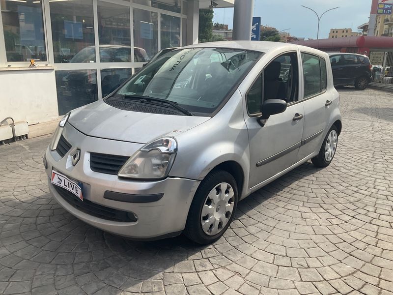 Renault Modus 1.2 Saint Tropez