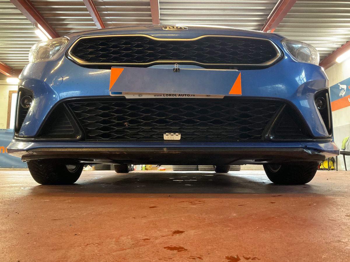 Kia cee'd 2019 — photo 63