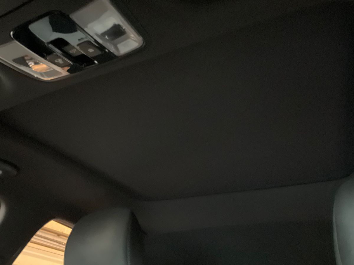 Kia cee'd 2019 — photo 28