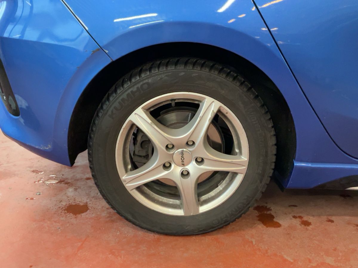 Kia cee'd 2019 — photo 10