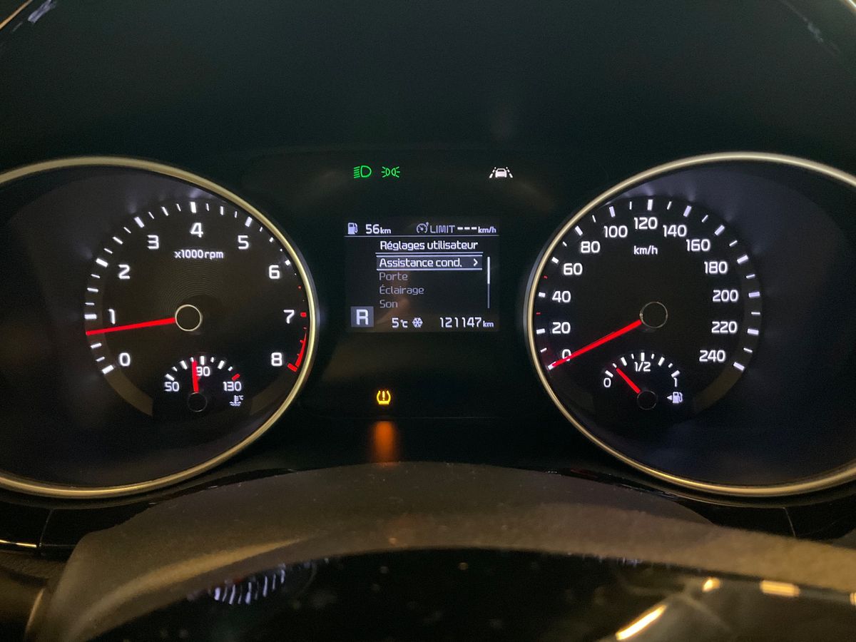 Kia cee'd 2019 — photo 20