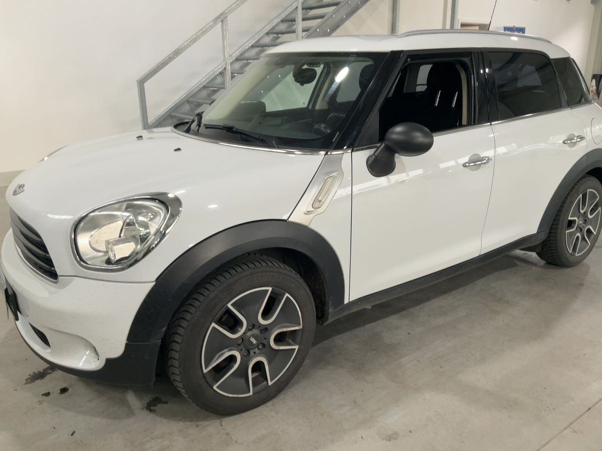 MINI Countryman One