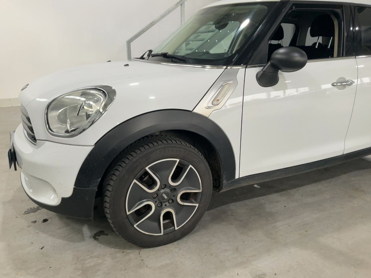 MINI Countryman One