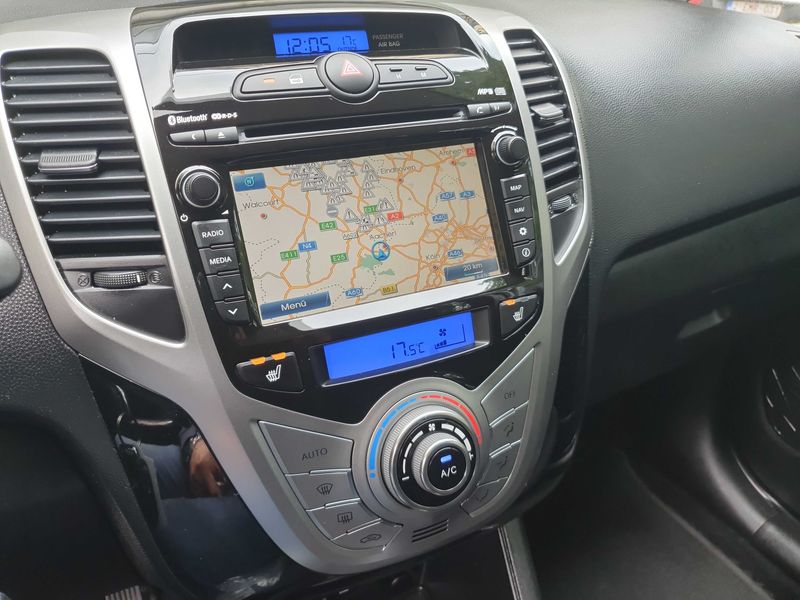 Hyundai ix20 1.4 Passion Blue — zdjęcie 13