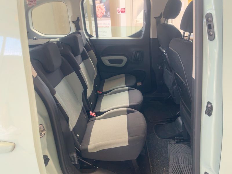 Citroen Berlingo 1.5 Blue-HDi Feel MPV M — zdjęcie 14