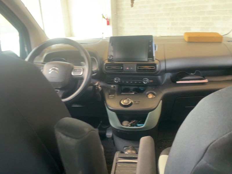 Citroen Berlingo 1.5 Blue-HDi Feel MPV M — zdjęcie 12