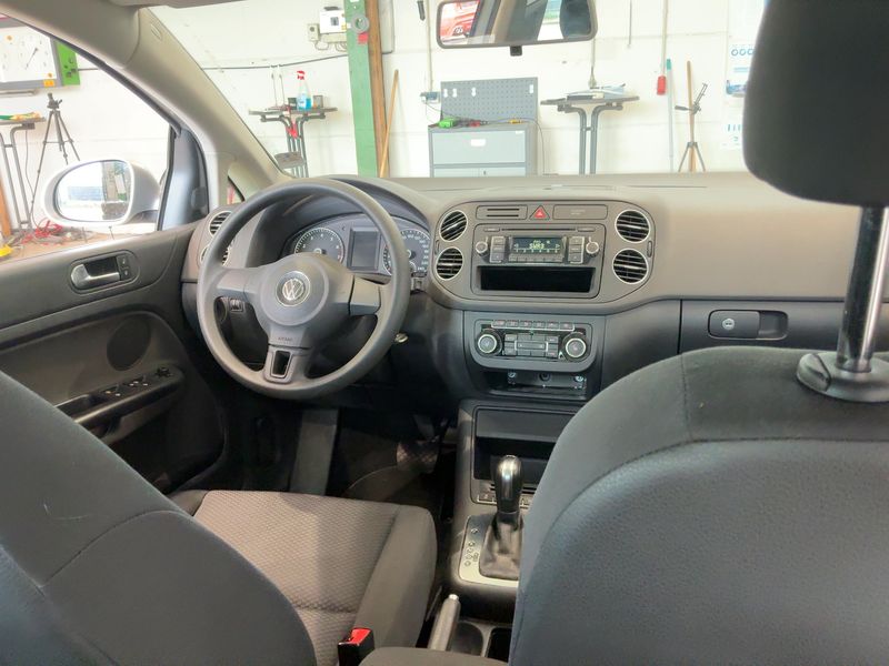 Volkswagen Golf VI Plus 1.2 TSI Trendline — zdjęcie 12