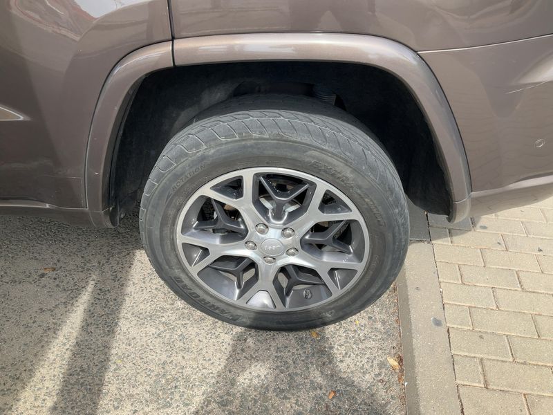 Jeep Grand Cherokee 3.6 V6 Overland 2019 – снимка 5